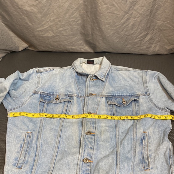 90s Betty Boop Jean Jacket - Picture 10 of 14